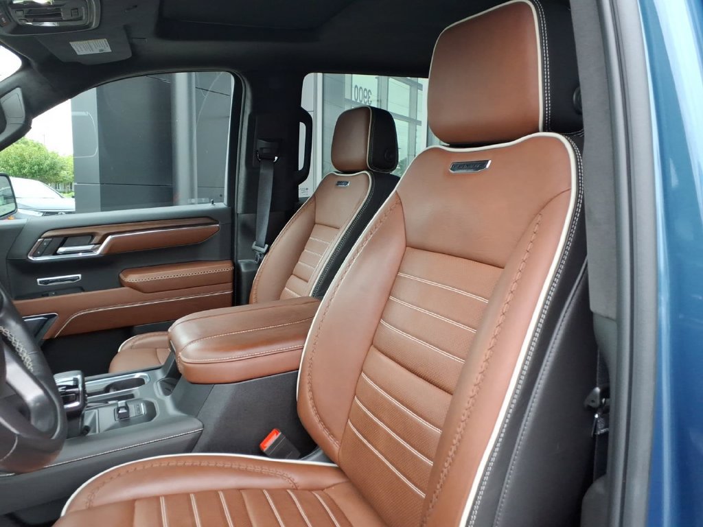 Used 2024 GMC Sierra 1500 Denali Ultimate AWD/4WD image 13