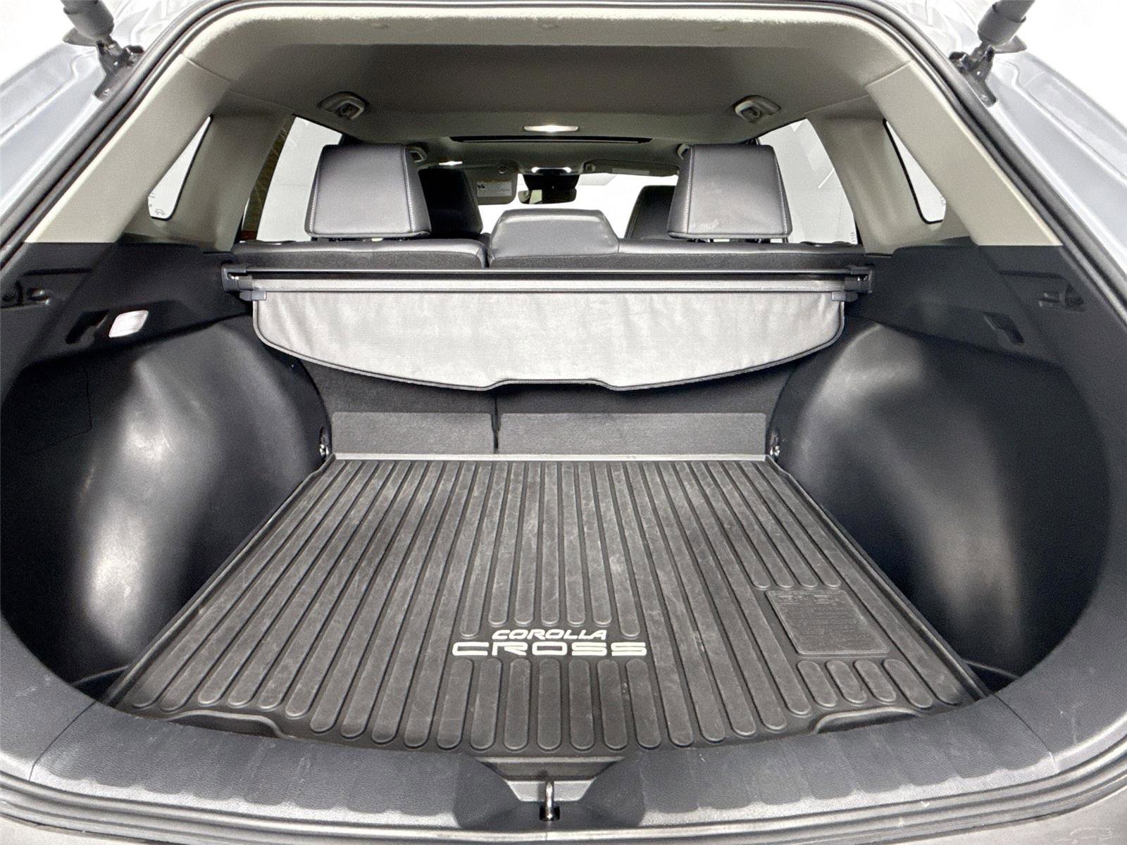 Certified 2023 Toyota Corolla Cross XLE w/ Convenience Package image 38