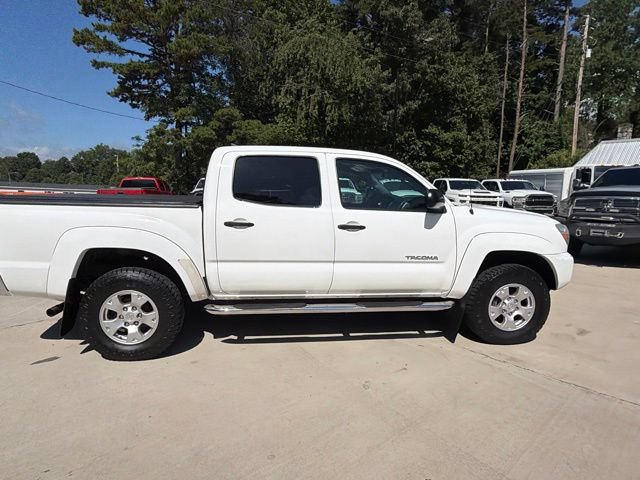 Used 2015 Toyota Tacoma PreRunner w/ SR5 Package RWD image 5