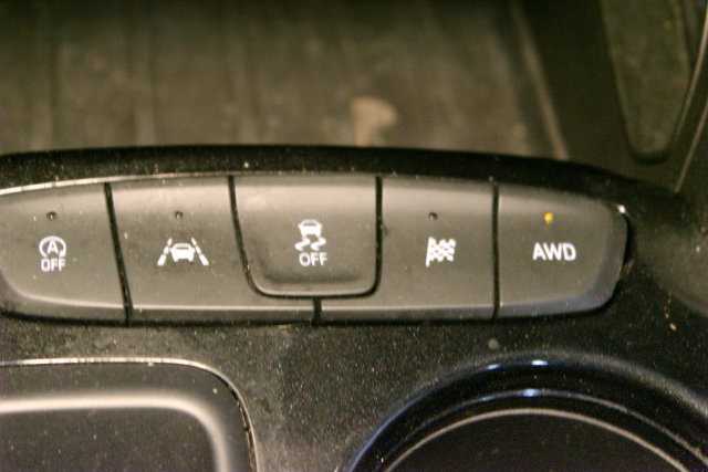 Used 2021 Chevrolet TrailBlazer LS AWD/4WD image 24