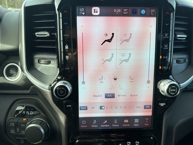 New 2026 RAM 1500 4x4 Crew Cab image 30