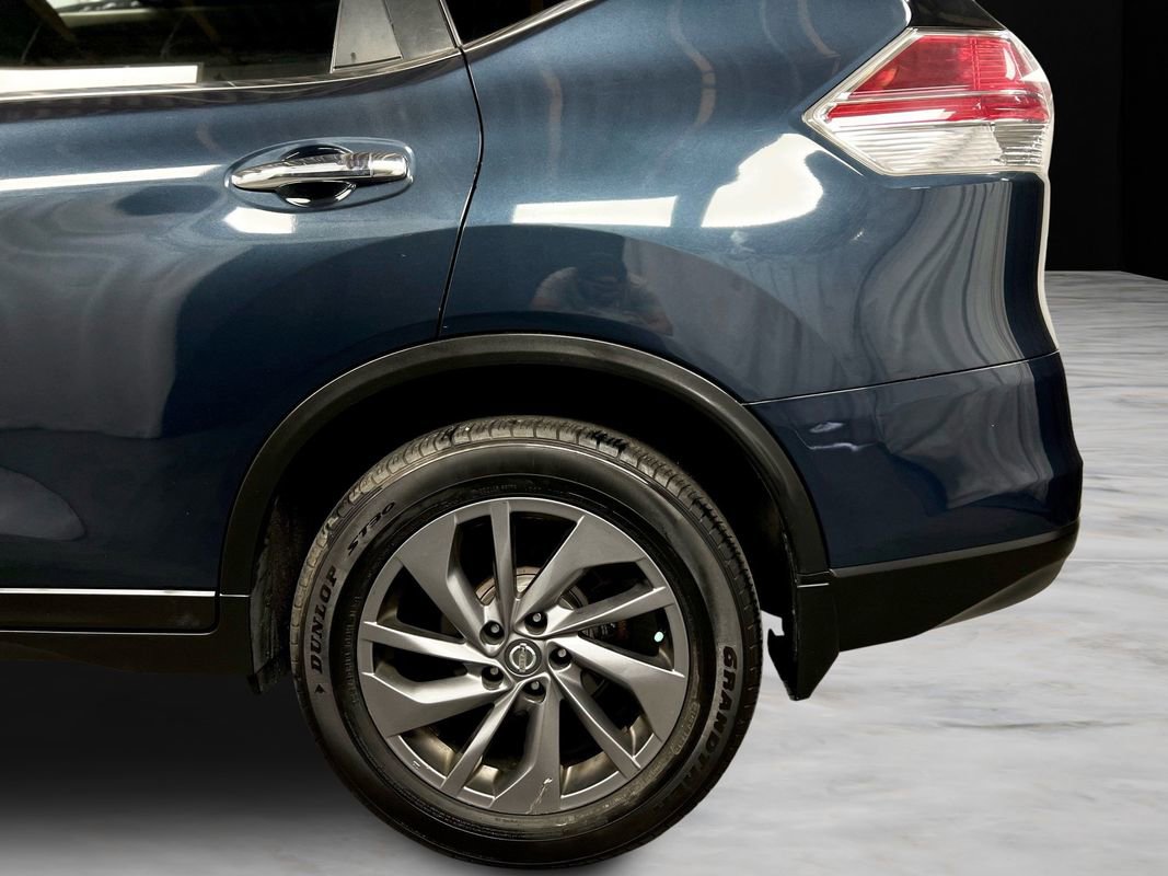 Used 2016 Nissan Rogue SL w/ SL Premium Package image 11