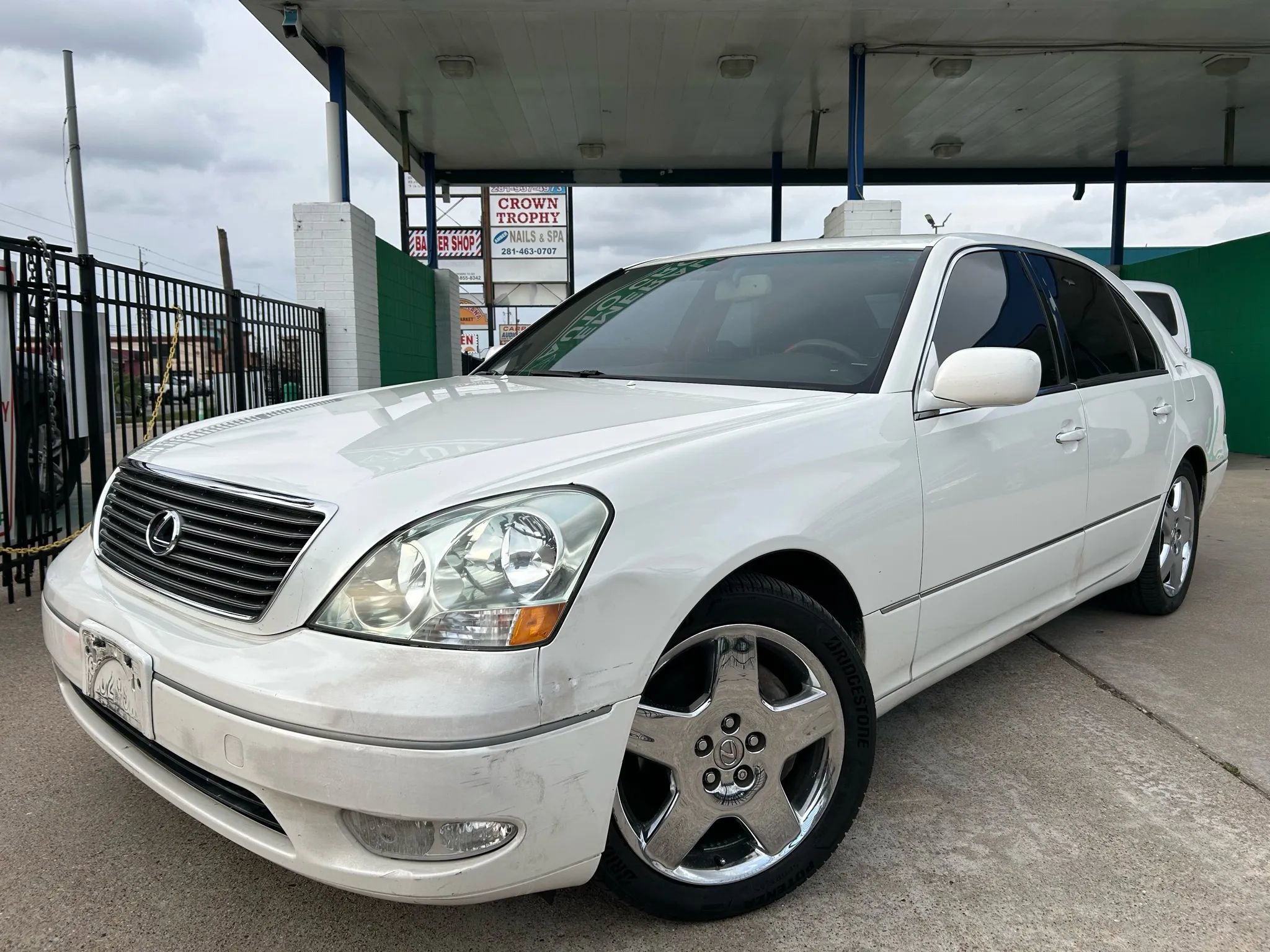 Used 2002 Lexus LS 430 image 2