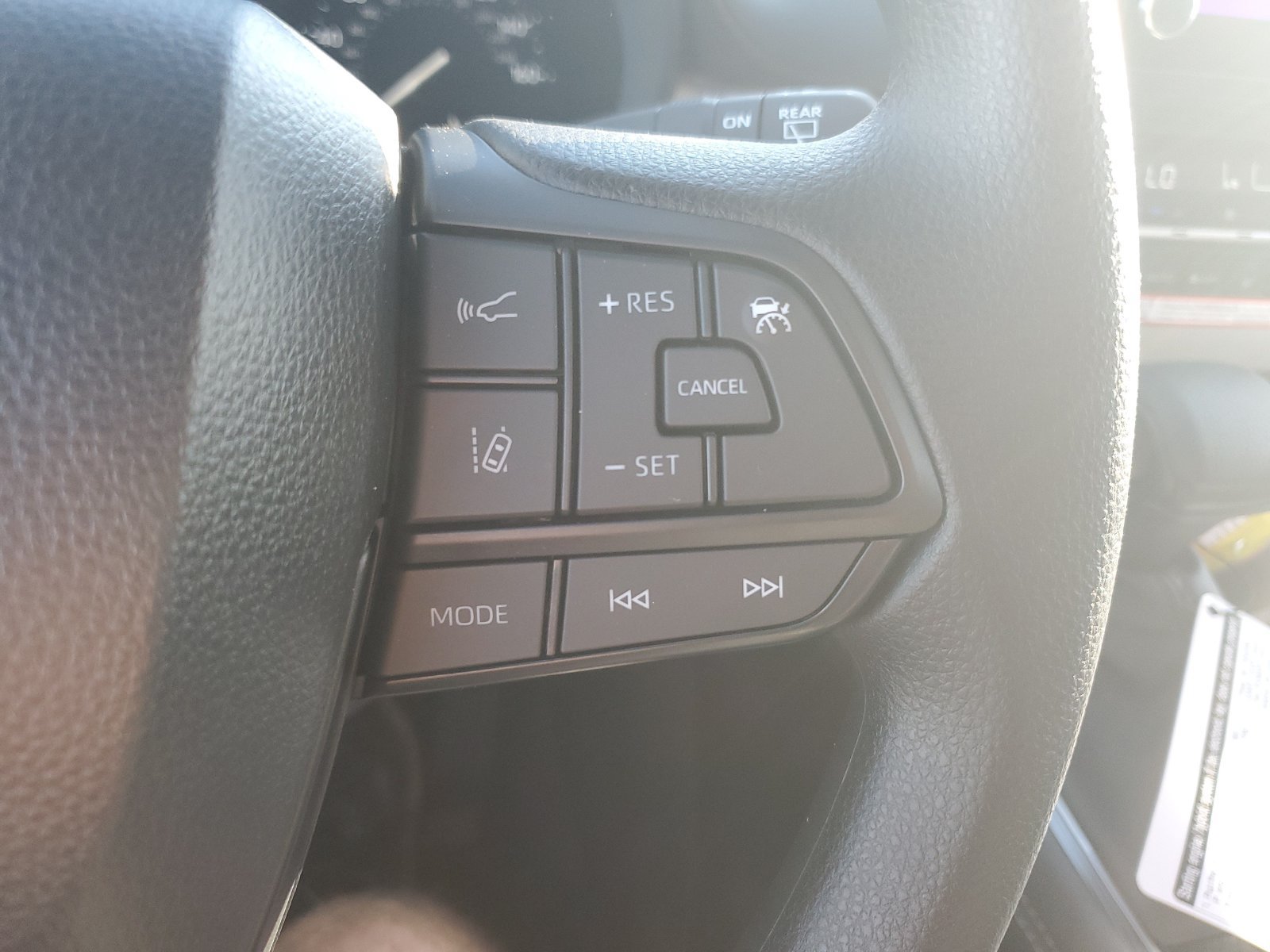 New 2026 Toyota Sienna LE FWD image 21