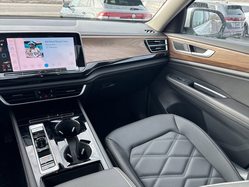 New 2026 Volkswagen Atlas SE image 12