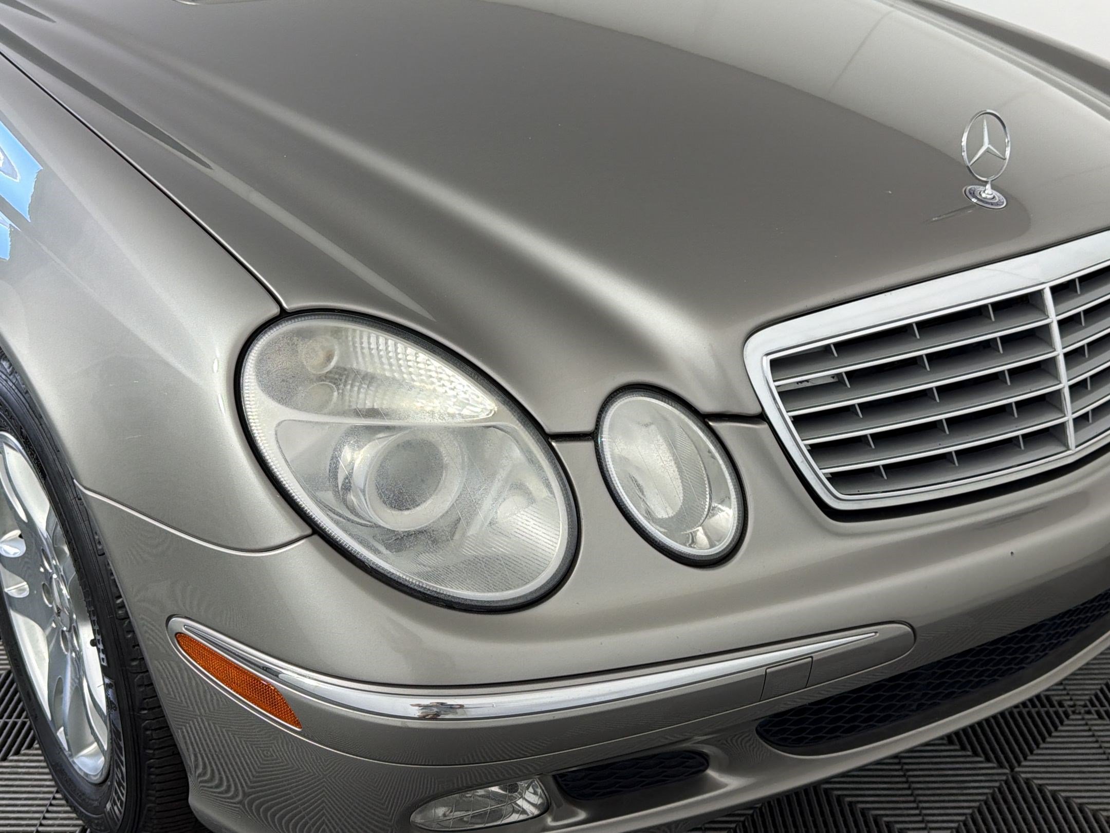 Used 2004 Mercedes-Benz E 320 4MATIC Sedan image 12