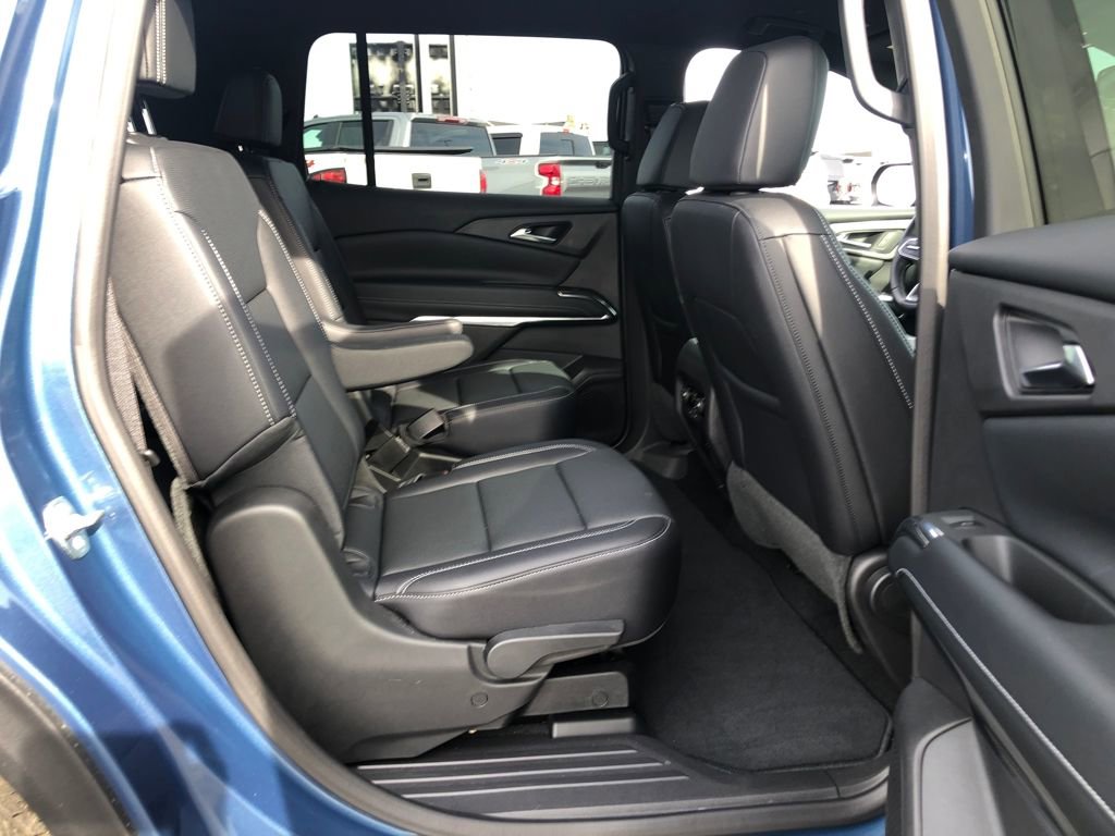 New 2025 Chevrolet Traverse LT w/ Driver Confidence Package image 22