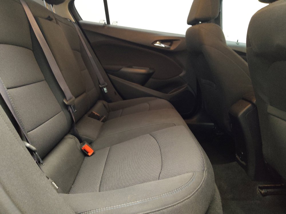 Used 2017 Chevrolet Cruze LT FWD image 19