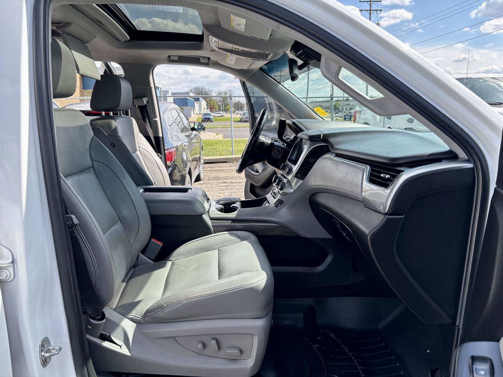 Used 2018 Chevrolet Suburban LT AWD/4WD image 7