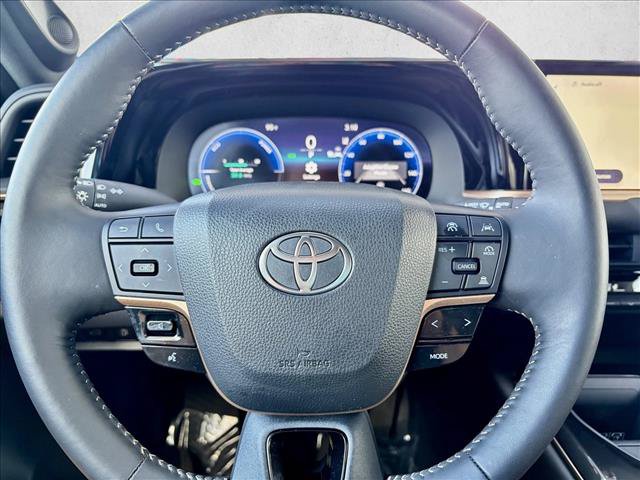 Certified 2026 Toyota Crown AWD/4WD image 10