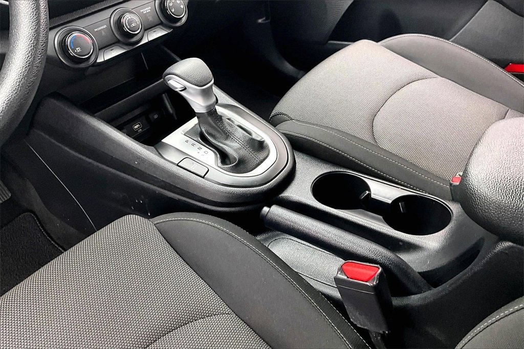 Used 2024 Kia Forte LXS w/ LXS Technology Package image 15