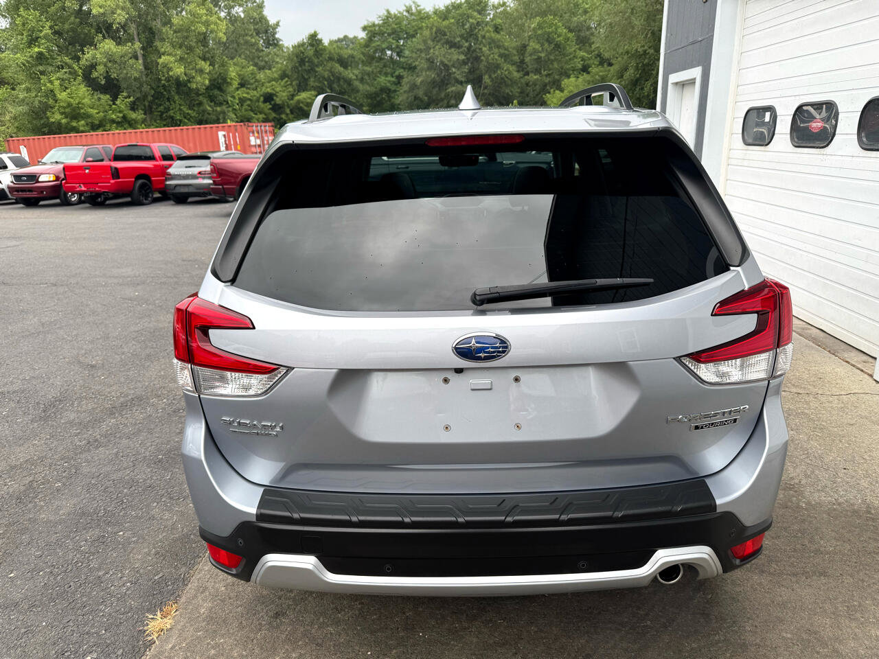 Used 2020 Subaru Forester Touring image 5