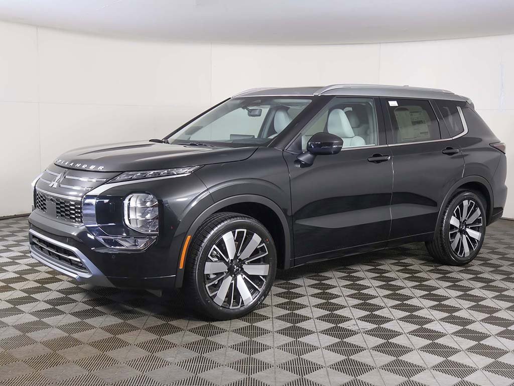 New 2025 Mitsubishi Outlander AWD image 12