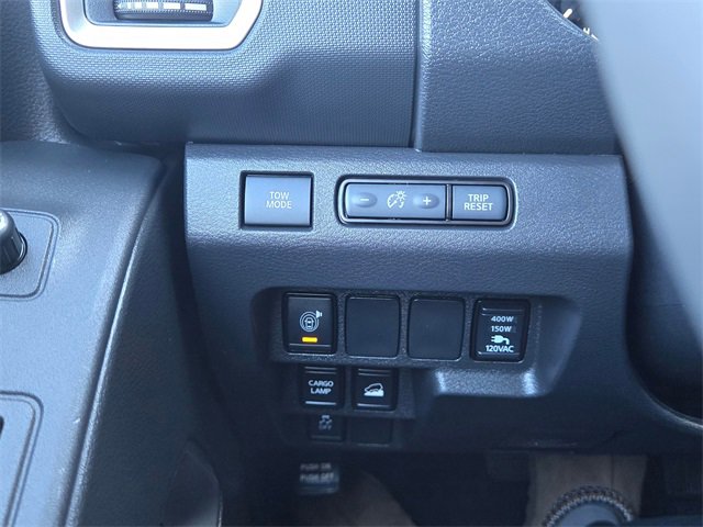 Used 2023 Nissan Frontier SV w/ SV Convenience Package image 32