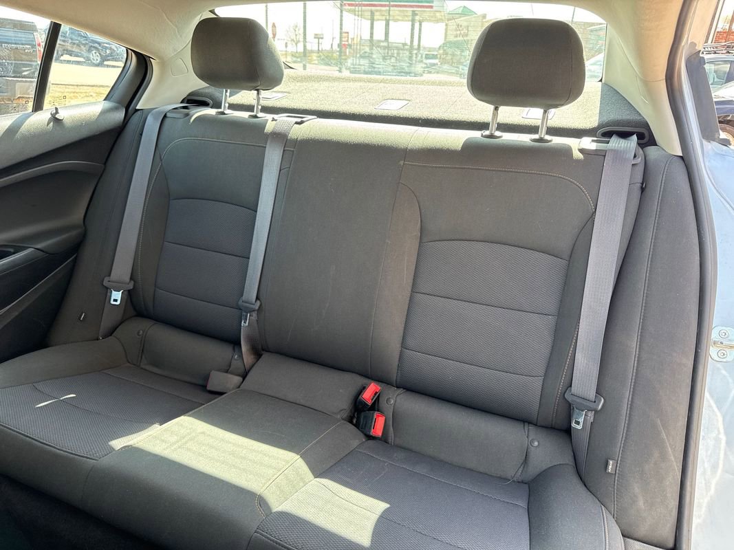 Used 2017 Chevrolet Cruze LS FWD image 14