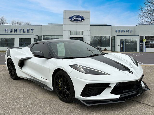 Used 2023 Chevrolet Corvette Stingray Premium Conv w/ Z51 Performance Package image 4