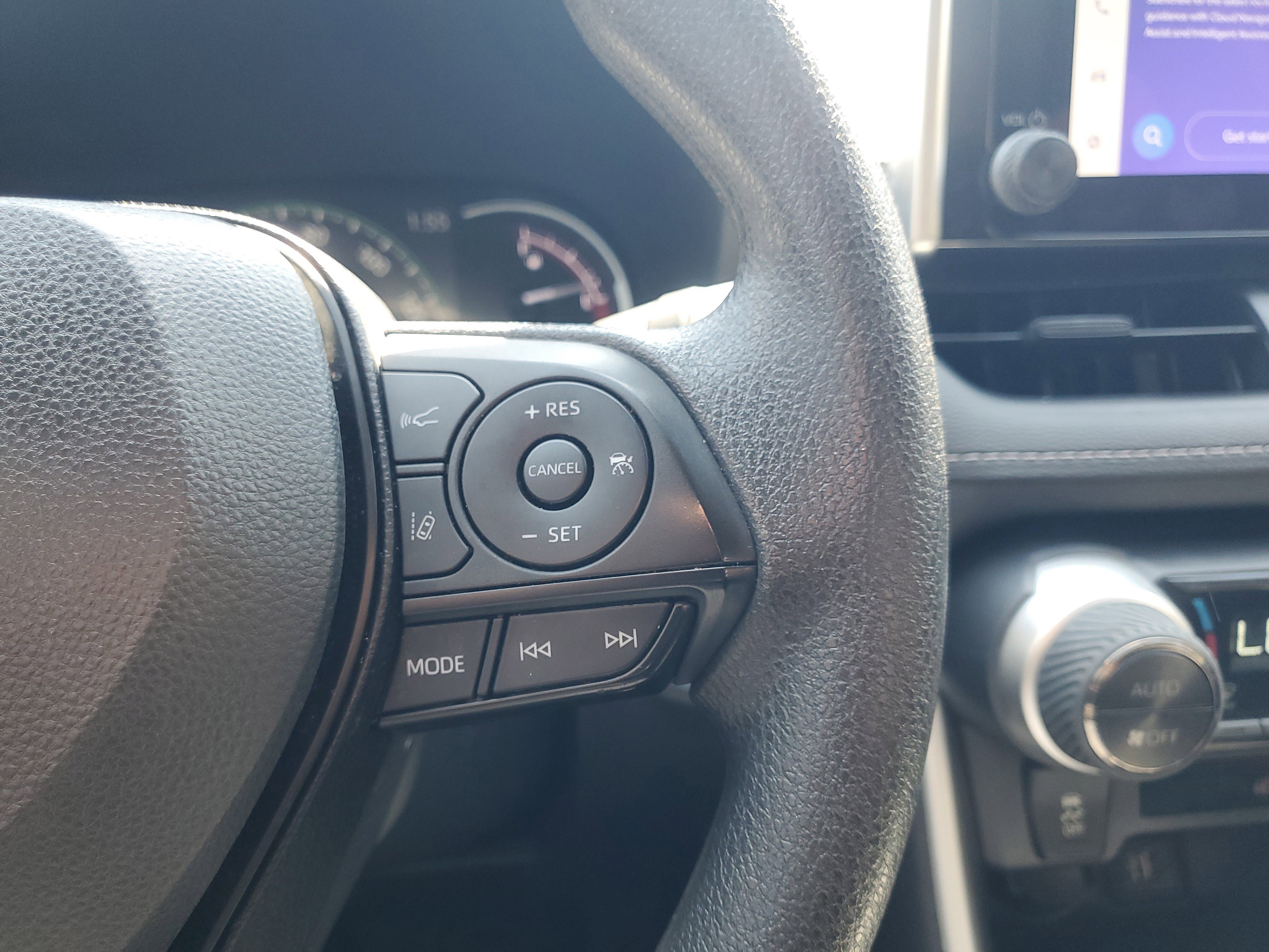 Used 2023 Toyota RAV4 XLE w/ Convenience Package image 24