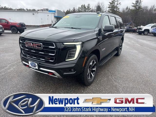 Used 2025 GMC Yukon XL AT4 AWD/4WD image 1