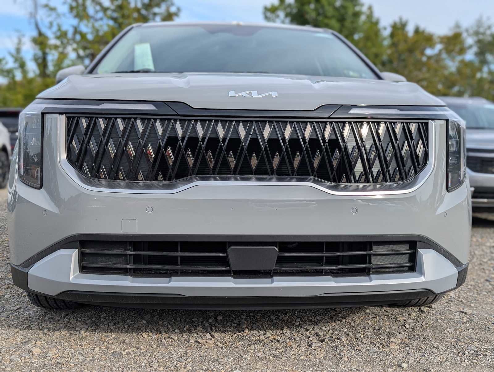 New 2026 Kia Carnival EX image 2