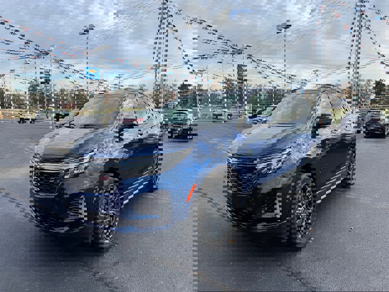 Used 2022 Chevrolet Equinox RS w/ Infotainment Package