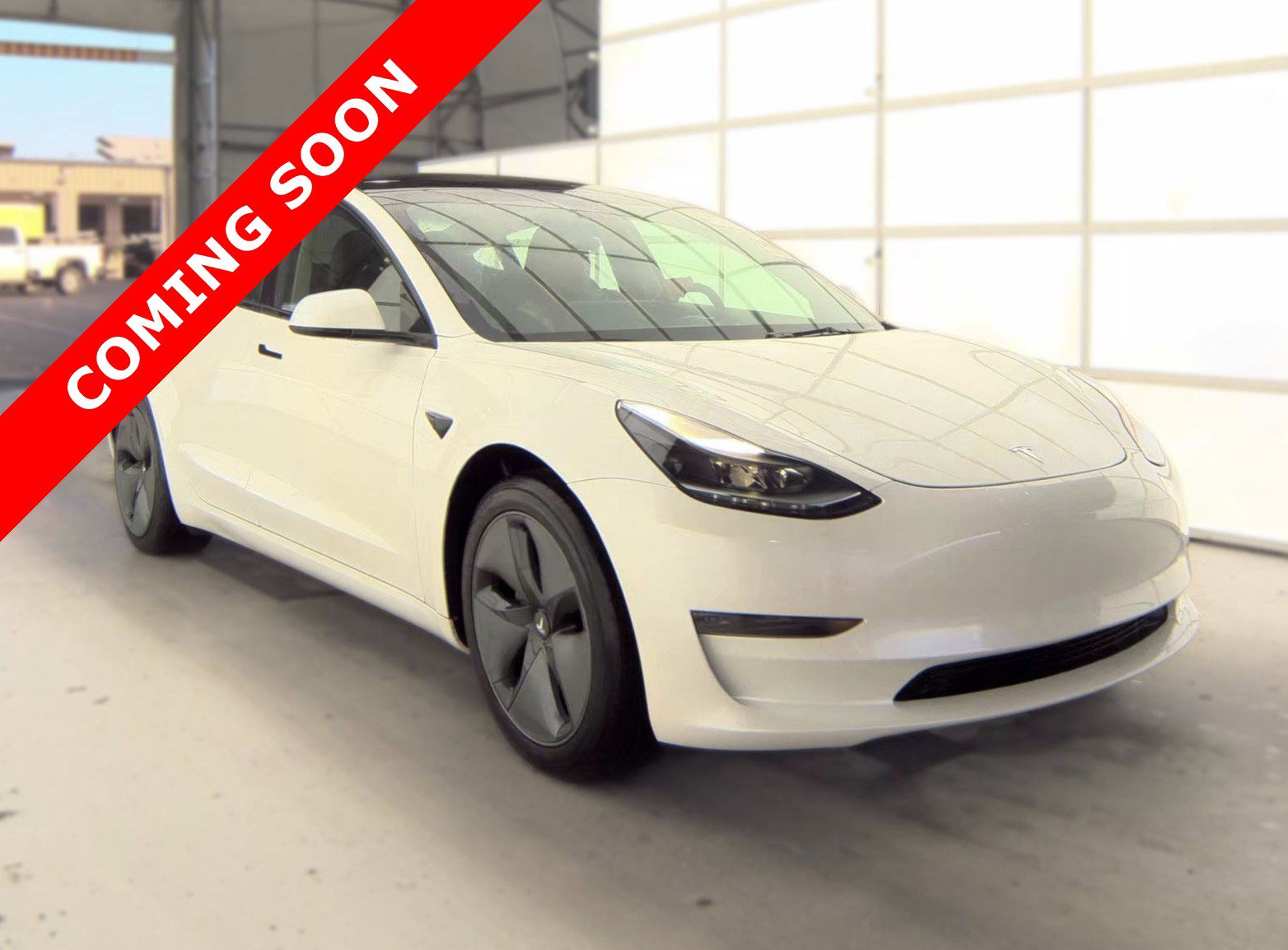 Used 2023 Tesla Model 3 Standard Range RWD image 3