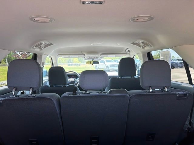 Used 2025 Ford Explorer Active RWD image 13