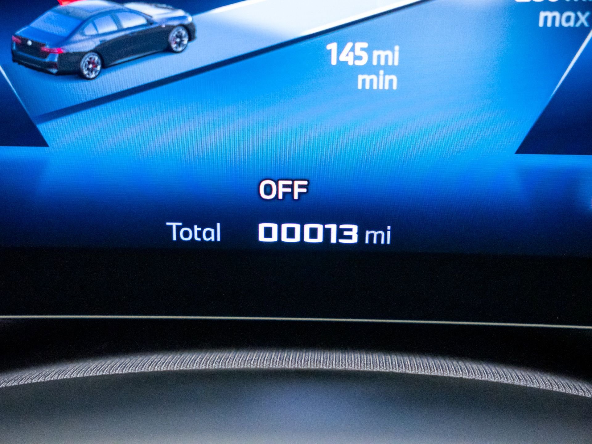 New 2026 BMW i5 AWD/4WD image 22