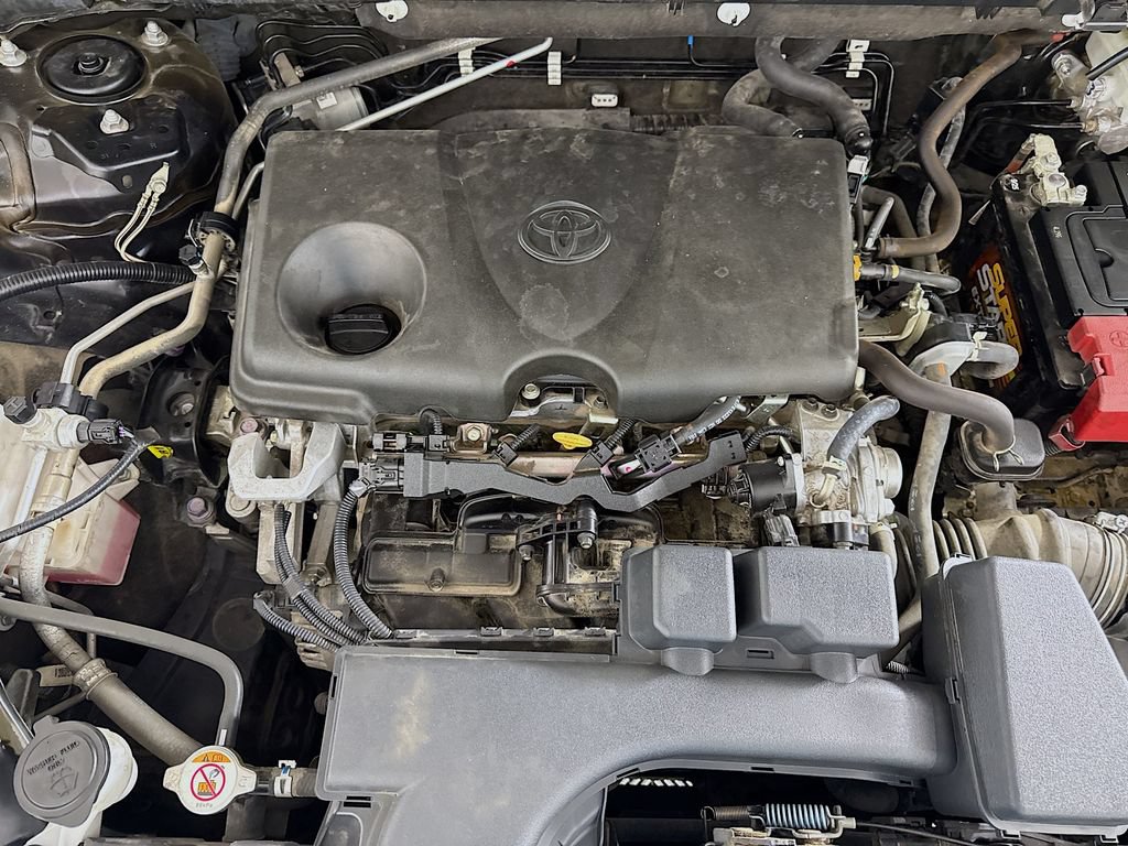 Used 2022 Toyota RAV4 LE FWD image 30