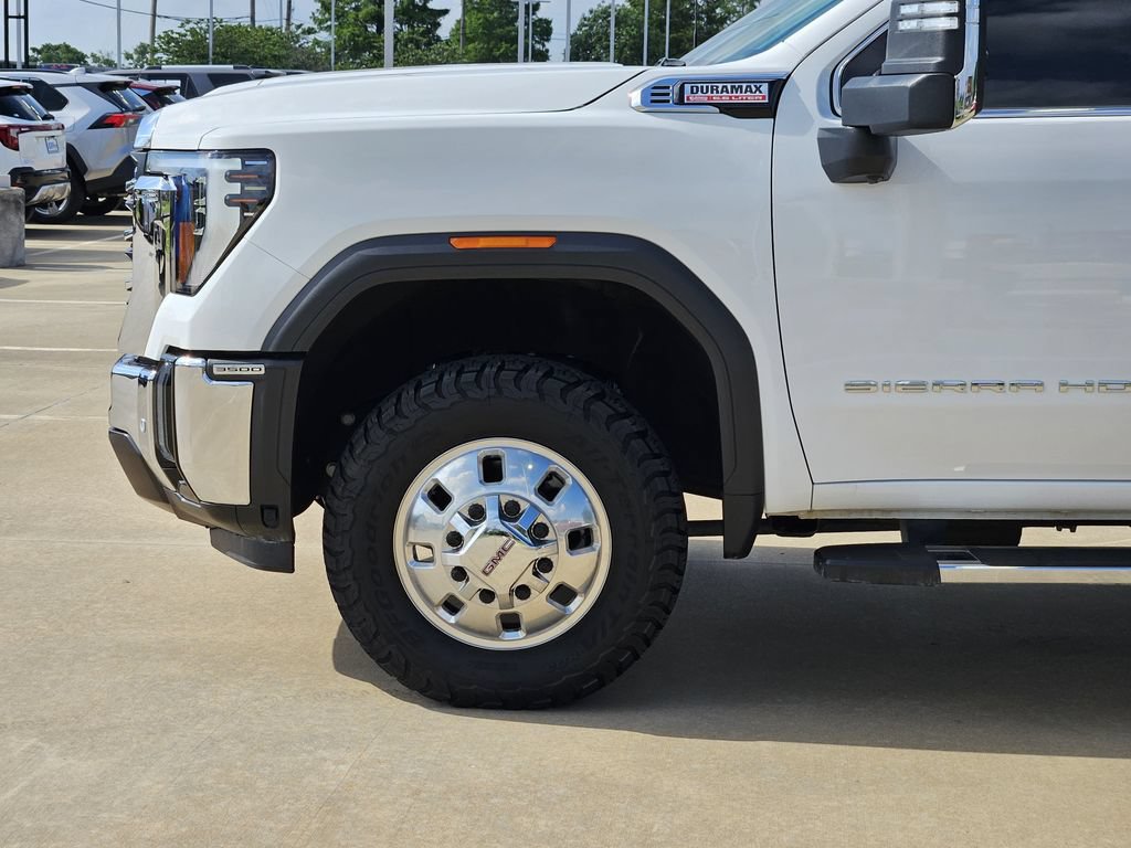 Used 2025 GMC Sierra 3500 SLT w/ SLT Premium Package AWD/4WD image 14