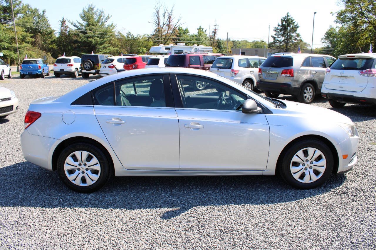 Used 2012 Chevrolet Cruze LS w/ Connectivity Package FWD image 6