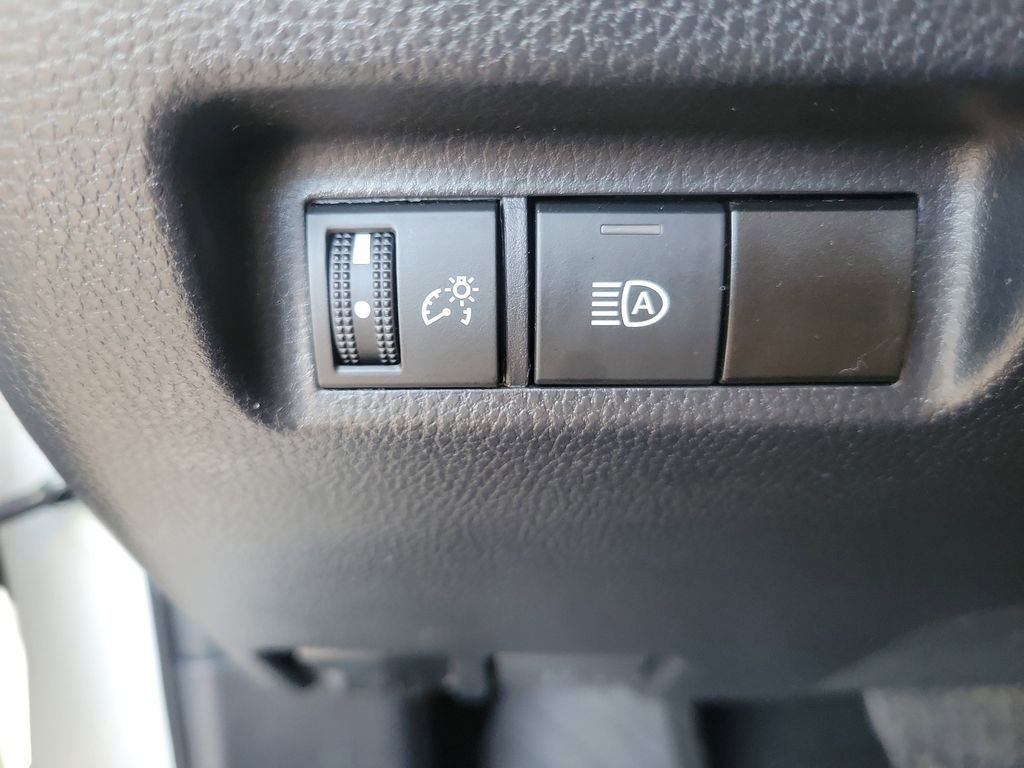 Used 2024 Toyota RAV4 LE image 29