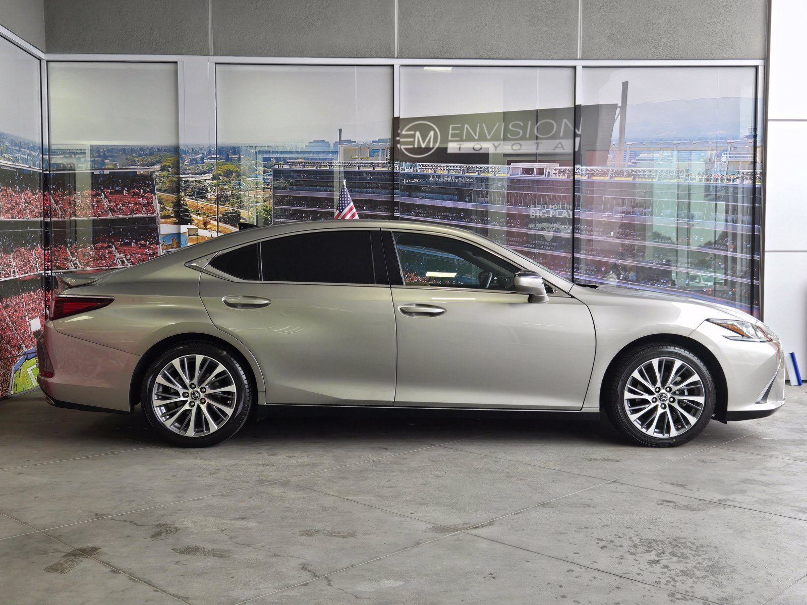 Used 2021 Lexus ES 350 w/ Premium Package FWD image 4