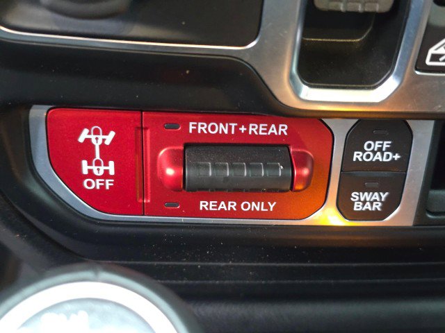 Used 2022 Jeep Wrangler Unlimited Rubicon w/ LED Lighting Group AWD/4WD image 39