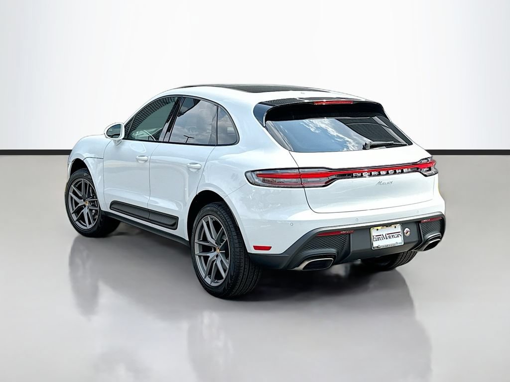 New 2026 Porsche Macan AWD/4WD image 3