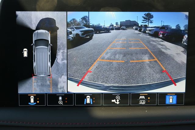 Used 2021 Chevrolet Suburban RST w/ Luxury Package image 20