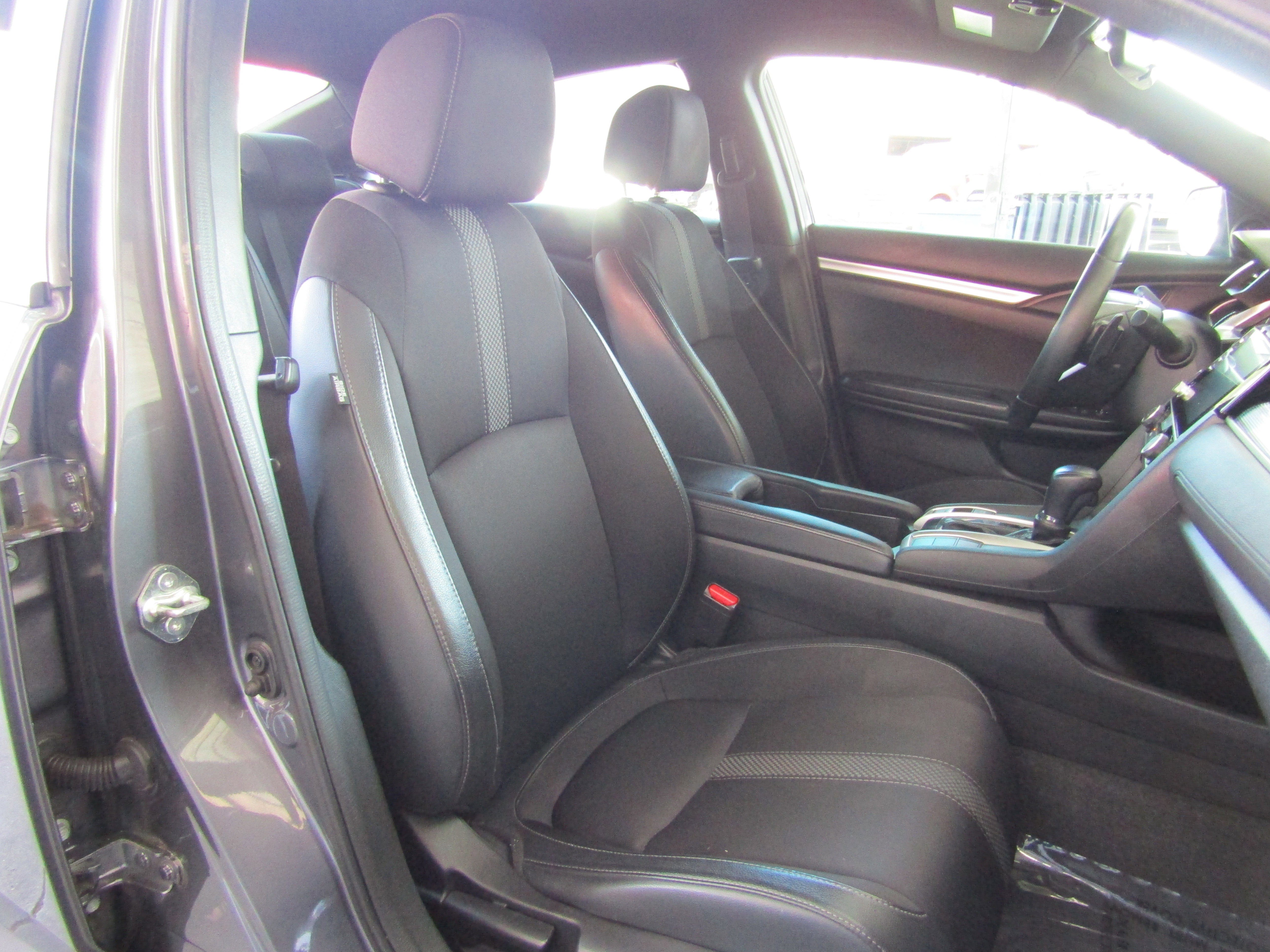 Used 2020 Honda Civic Sport image 11