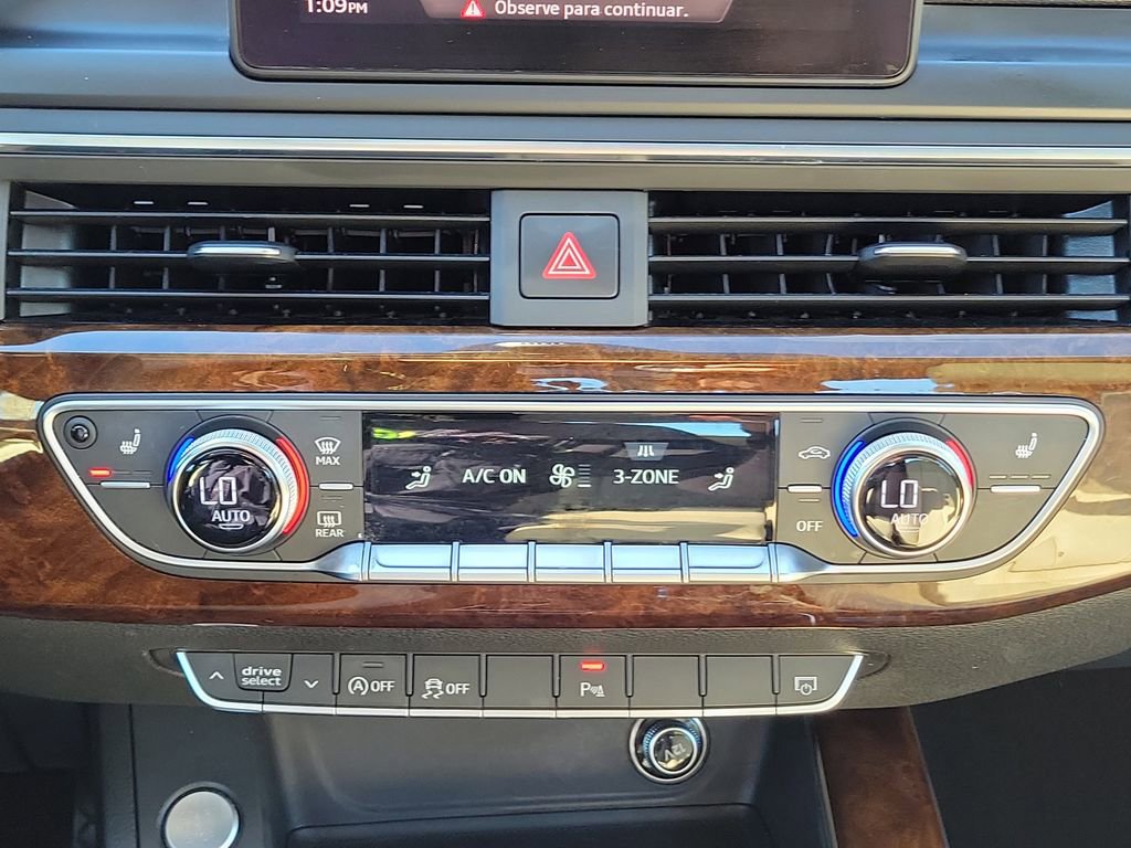 Used 2017 Audi A4 2.0T Premium image 31