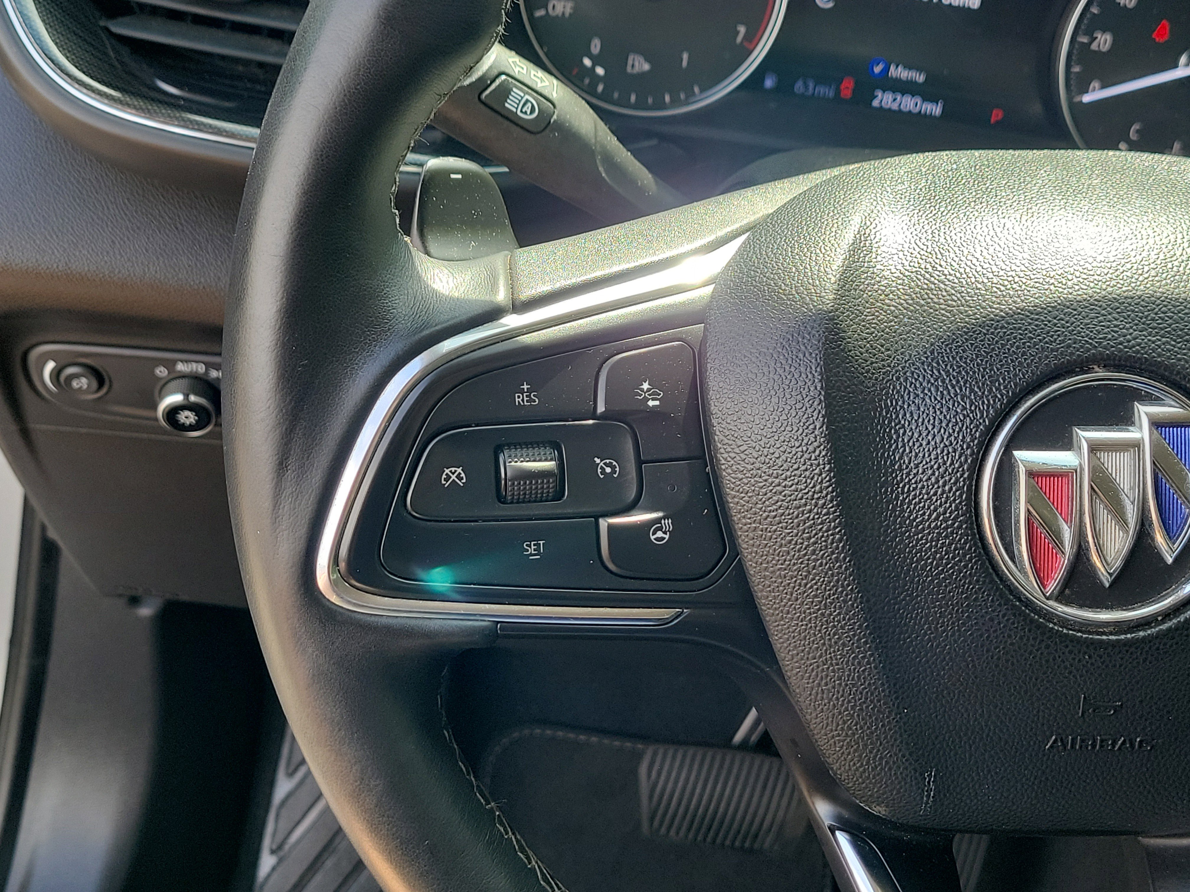 Used 2023 Buick Envision Essence FWD image 23