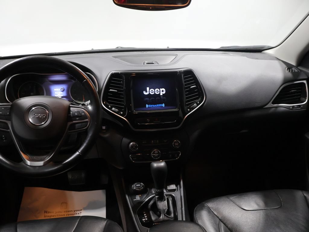 Used 2020 Jeep Cherokee Limited AWD/4WD image 16