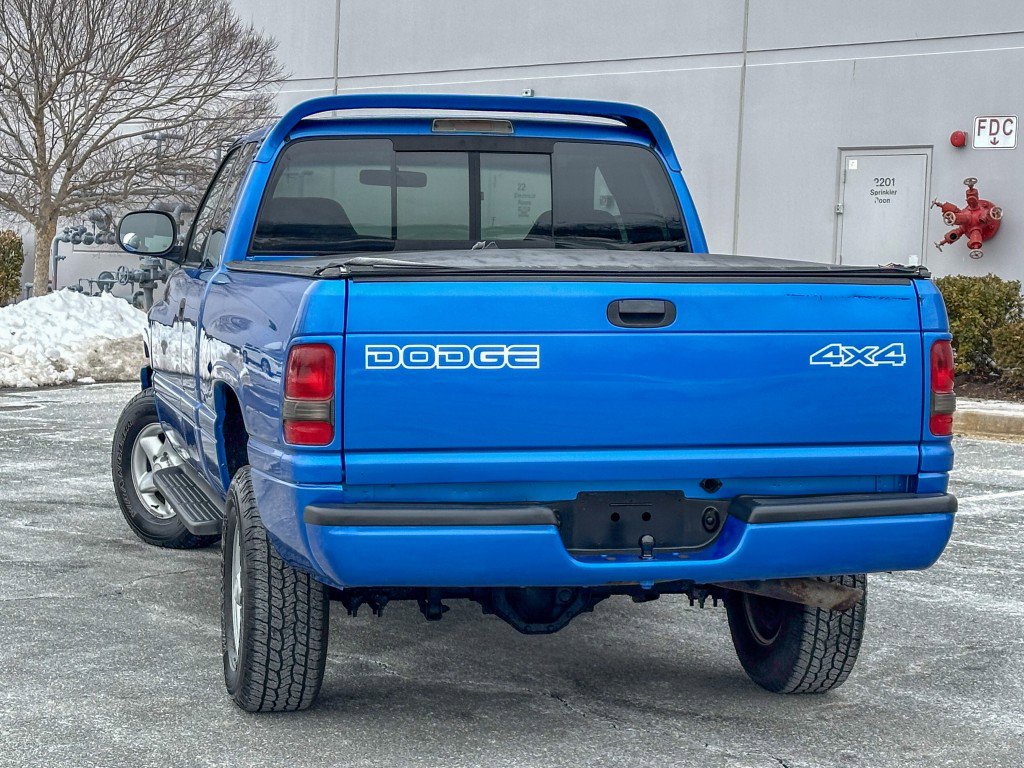 Used 2000 Dodge Ram 1500 Truck ST image 12