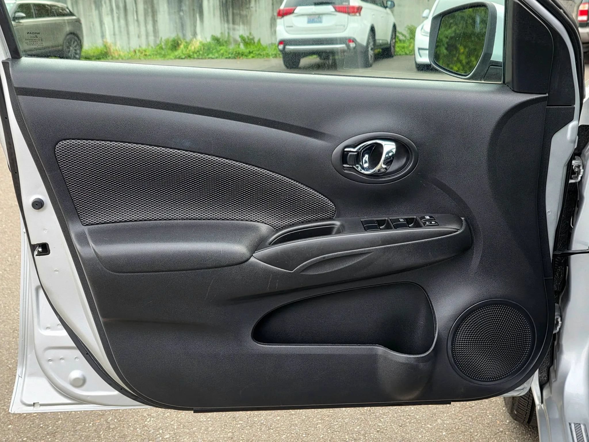 Used 2018 Nissan Versa SV w/ SV Special Edition Package FWD image 39