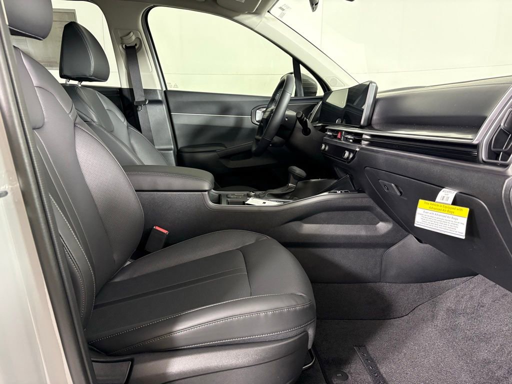 New 2026 Kia Sorento S image 13