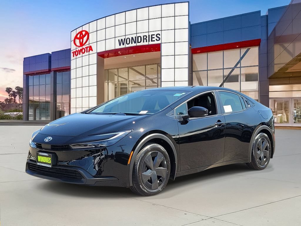 New 2027 Toyota Prius LE FWD image 2