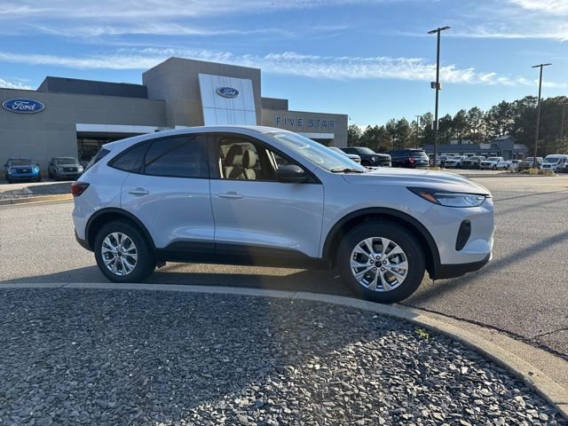 New 2026 Ford Escape Active w/ Tech Pack #1 FWD image 1