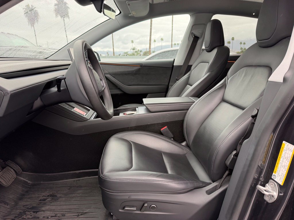 Used 2026 Tesla Model Y 2WD image 5