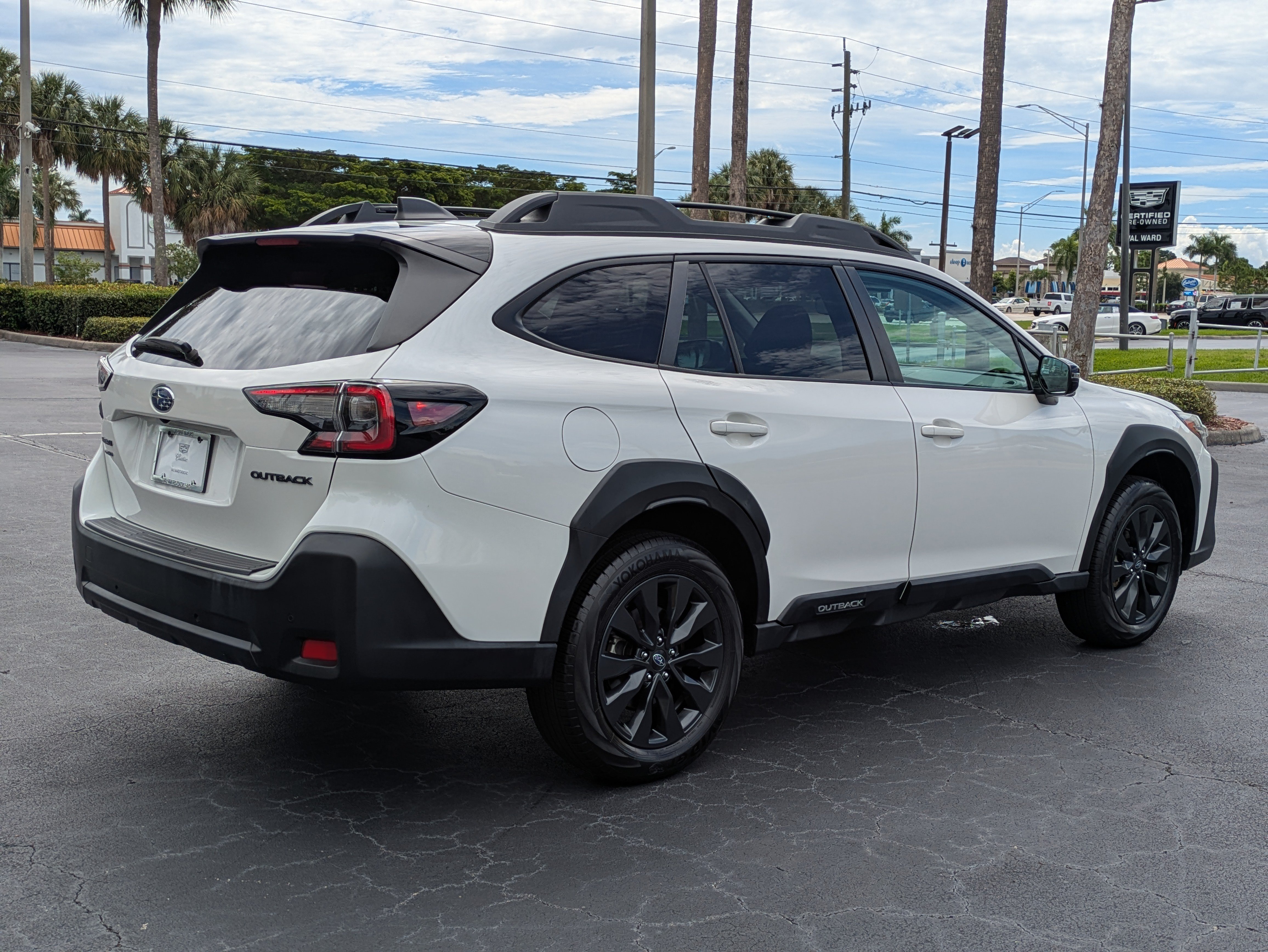 Used 2024 Subaru Outback Onyx Edition AWD/4WD image 6