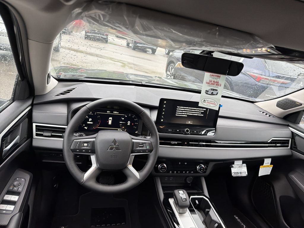 New 2026 Mitsubishi Outlander SE AWD/4WD image 15