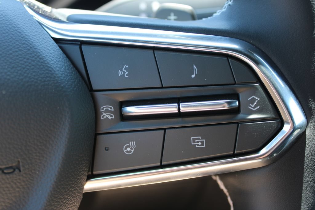 New 2026 Chevrolet Traverse LT w/ Midnight/Sport Edition FWD image 38
