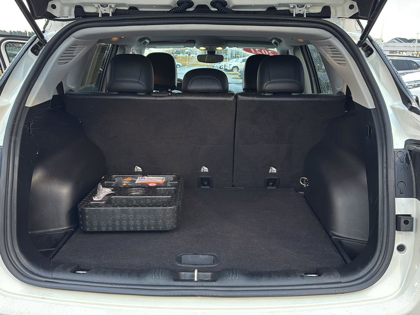 Used 2021 Jeep Compass Latitude image 28