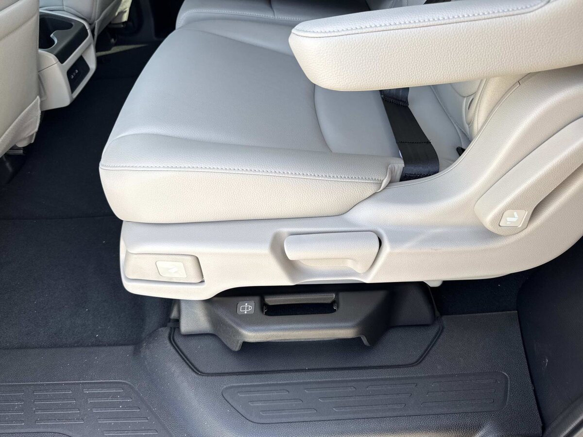 New 2026 Honda Odyssey EX-L image 14